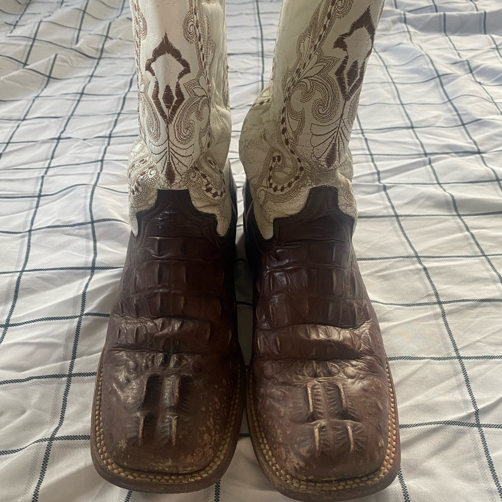 Ferrini Brown and Cream Heeled Boots
